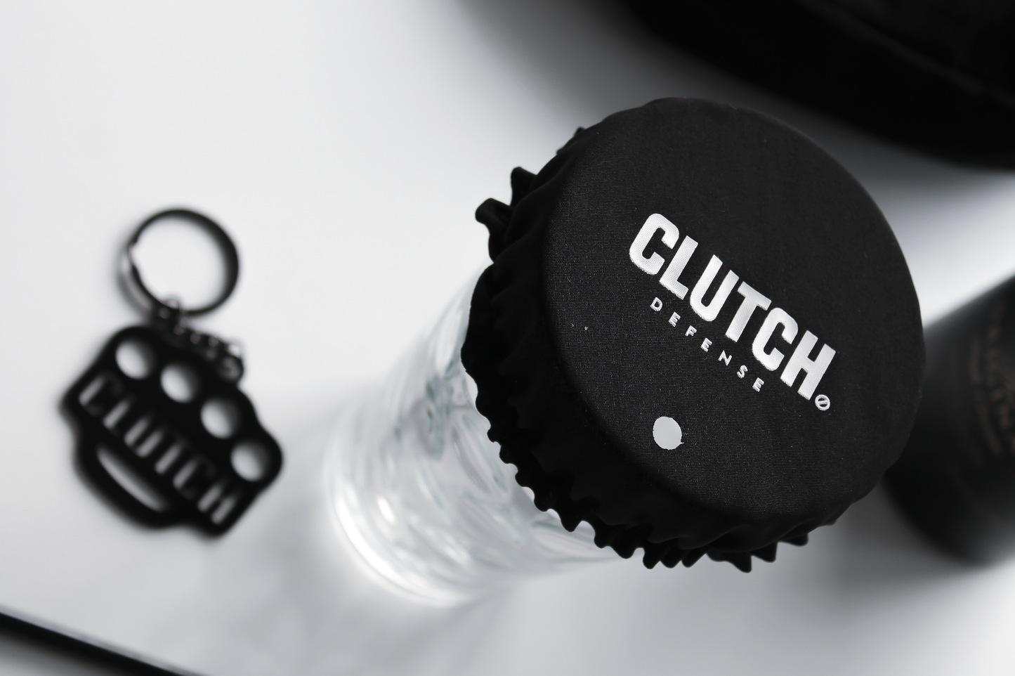 THE SHIELD CLUTCH DEFENSE© DRINK SAFETY COVER WITH KEYCHAIN POUCH
